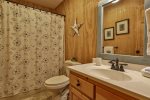 Main level bathroom - tub/shower combo